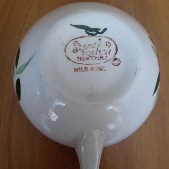 Strangl Pottery cups/ mugs (pair) Wild Rose - Picture 7 of 8